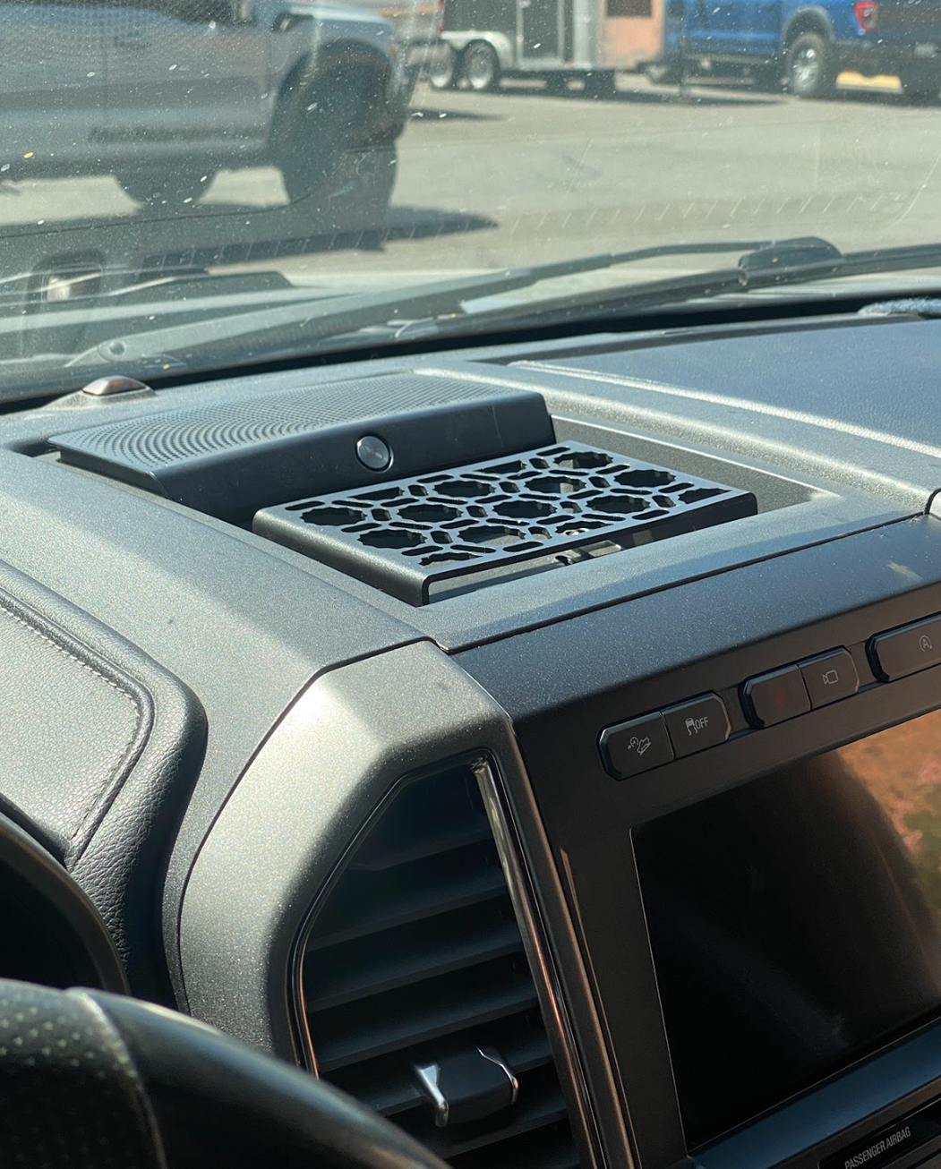 (2017 -2020) Gen 2 Raptor & (2015-2020) F150 - Center Dashboard Panel Mount Kit