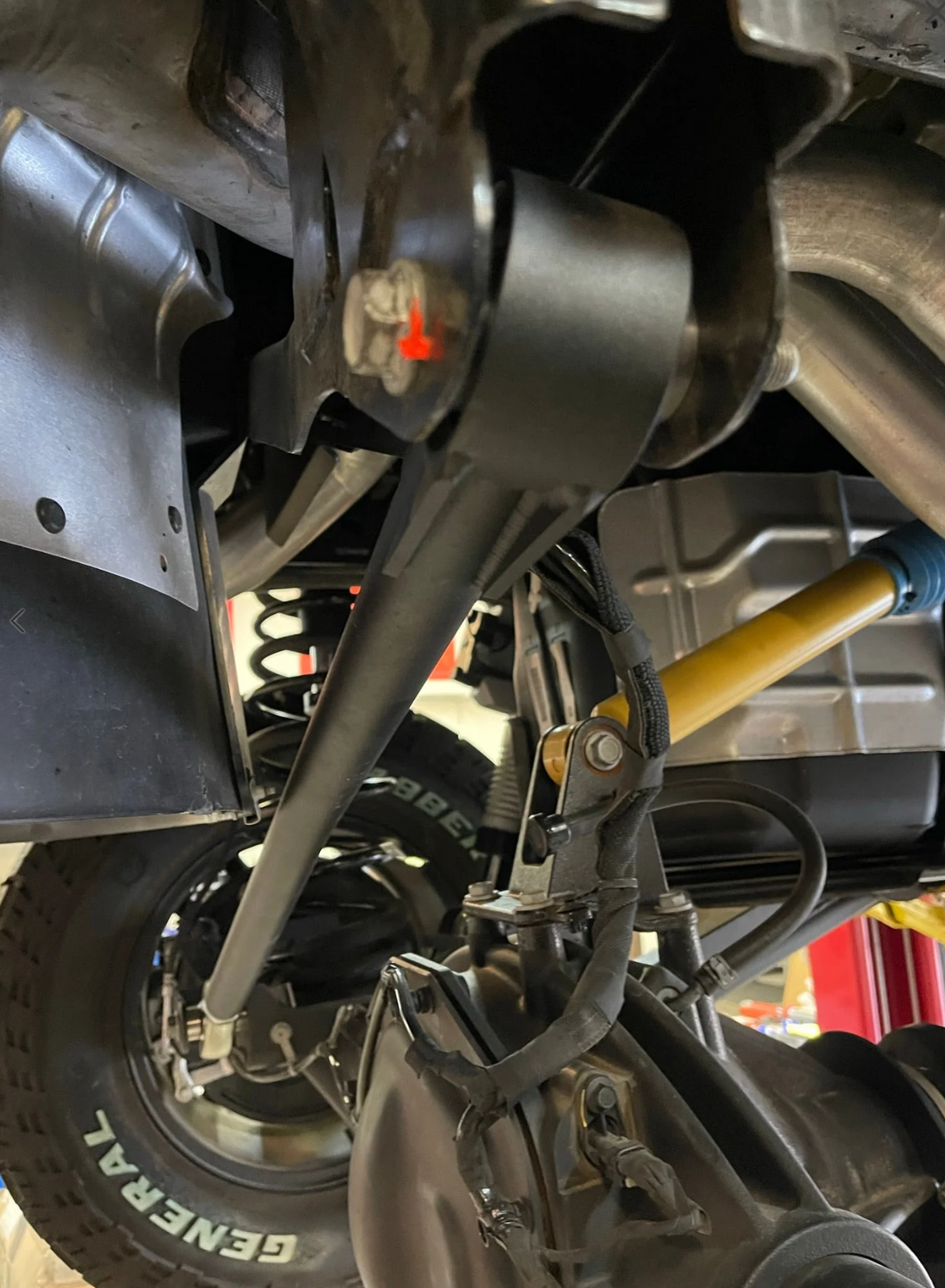 2027 Ram TRX Adjustable Panhard Bar Kit - Heim Joint type