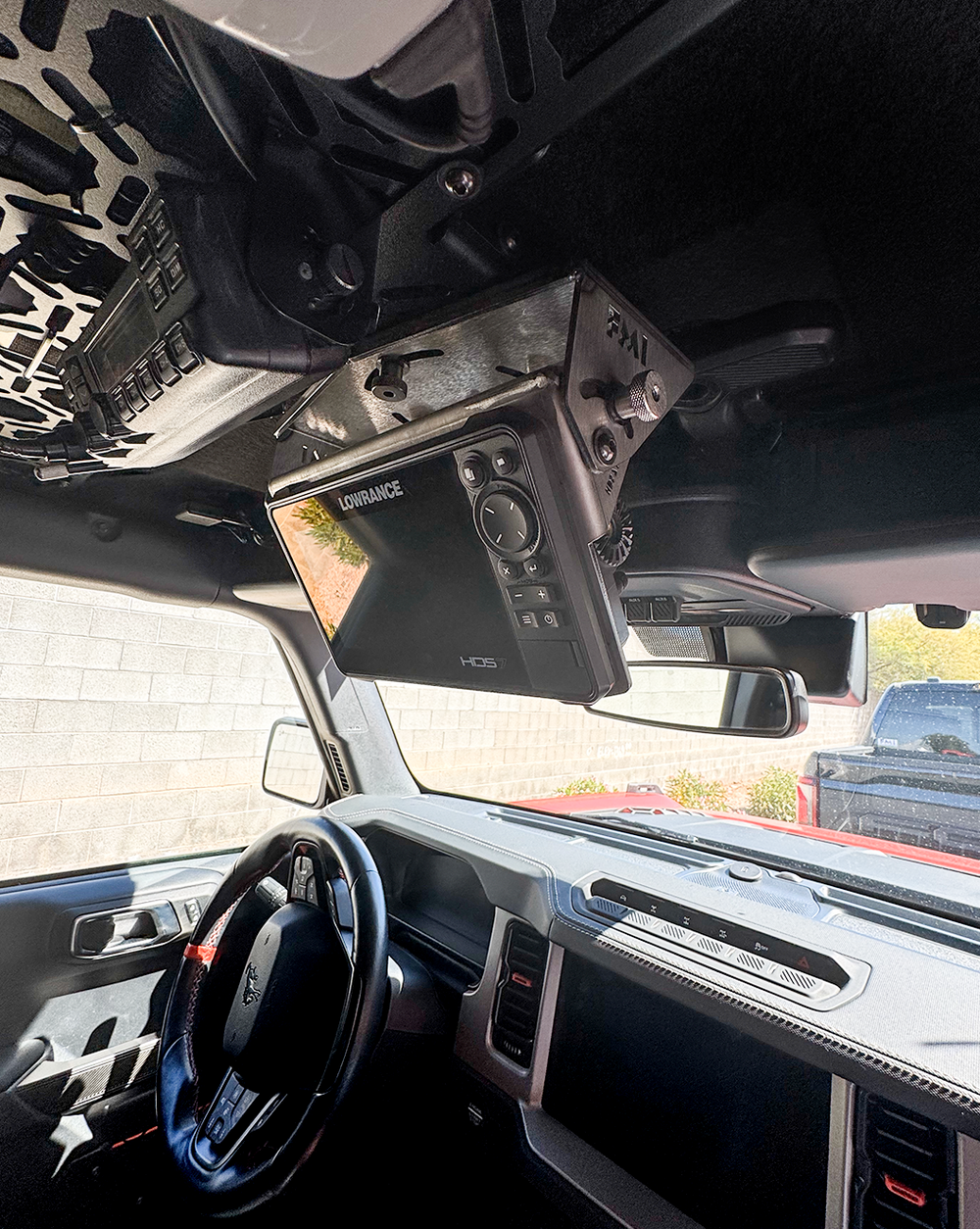 Fold Down Lowrance HDS7-LIVE GPS Mount - Bronco and Bronco Raptor Roof Mount