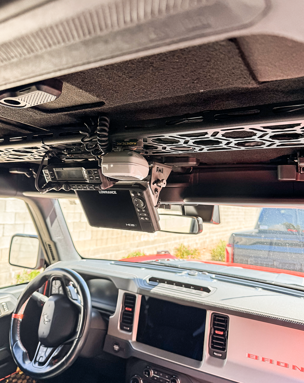 Fold Down Lowrance HDS7-LIVE GPS Mount - Bronco and Bronco Raptor Roof Mount