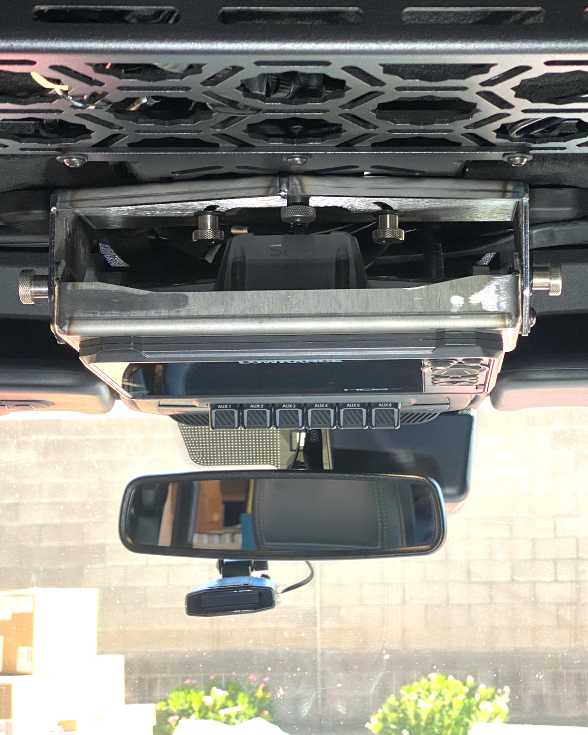 Fold Down Lowrance HDS7-CARBON GPS Mount - Bronco and Bronco Raptor Roof Mount