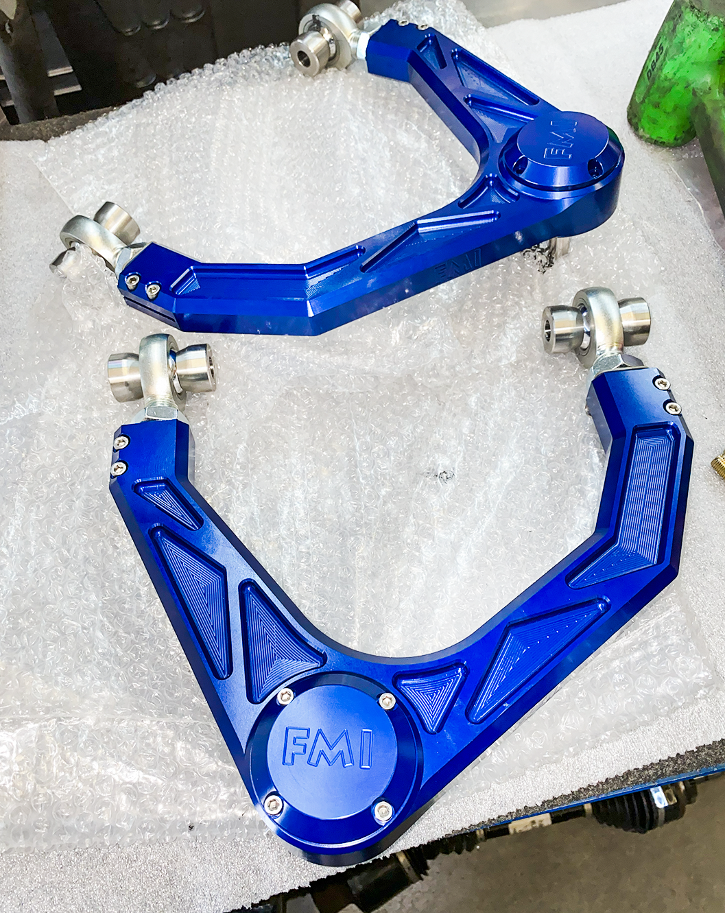 stock length Billet Upper Control Arm Kit  For 2017, 2018, 2019, 2020 Ford Raptor