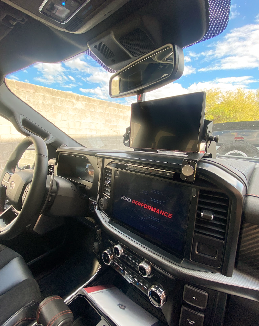 (2024+) Gen 3.5 Raptor - and 2024-up F150 - Center Dash Fold Down GPS mount - Garmin TREAD XL