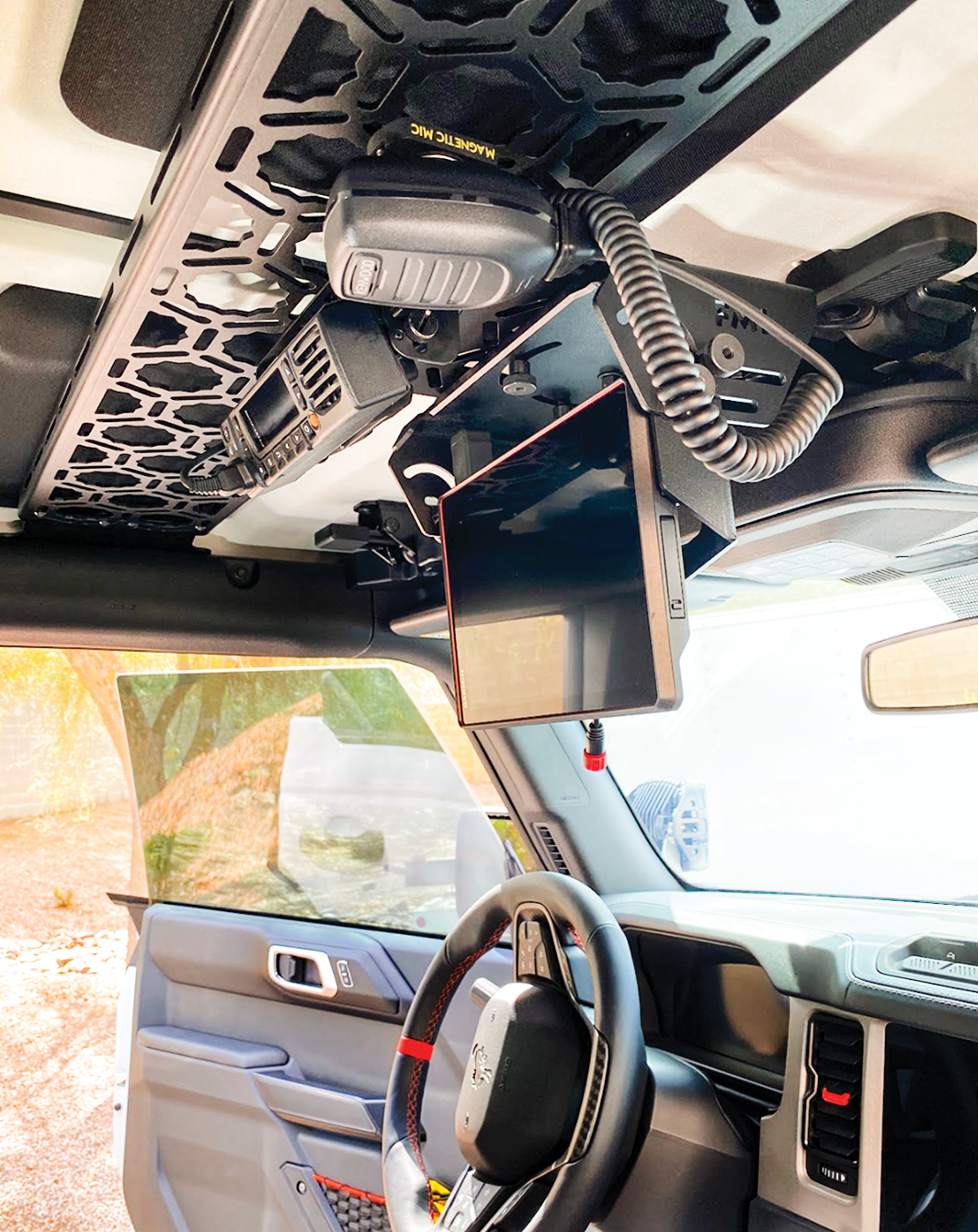 Fold Down Garmin TREAD-XL GPS Mount - (for Bronco & Bronco Raptor Roof Panel)