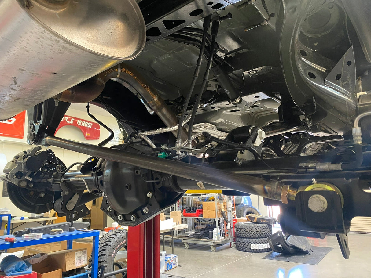 2022-UP Bronco Raptor Adjustable Panhard Bar Kit - Johnny Joint type