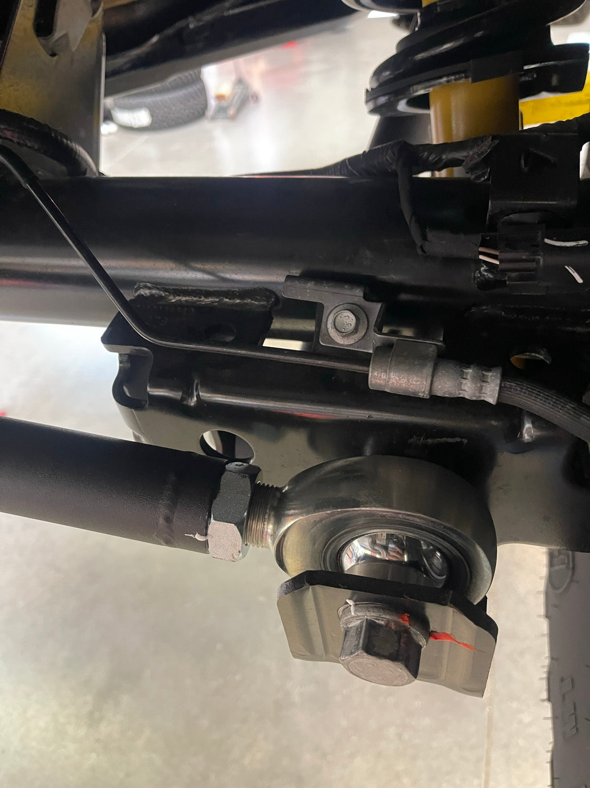 2021 - UP Bronco Adjustable Panhard Bar Kit - Heim Joint type