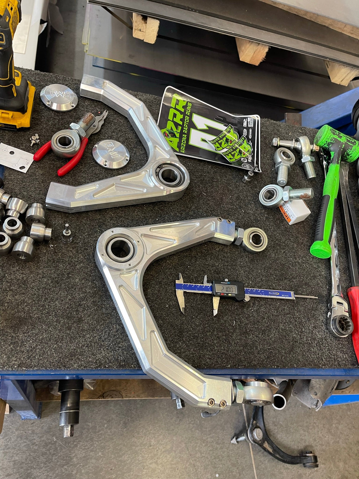 Raptor R Billet Upper Control Arm Kit - stock length