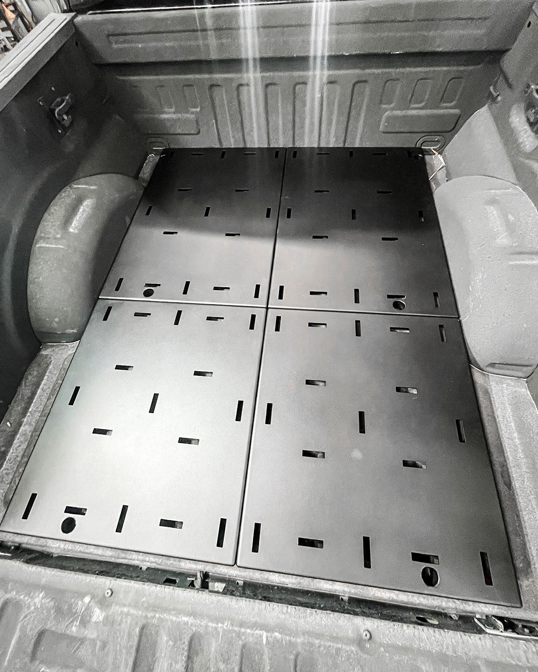 Hammer Black powder coated rear deck plates for Raptor and F-150 bed organizer