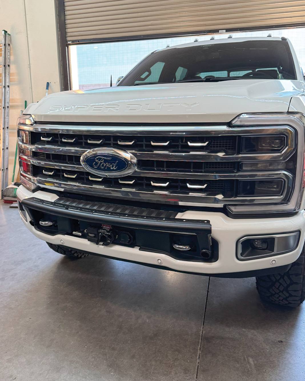 2023+ Ford F-250 Super Duty Front Light Mount Kit (Stock Bumper) 