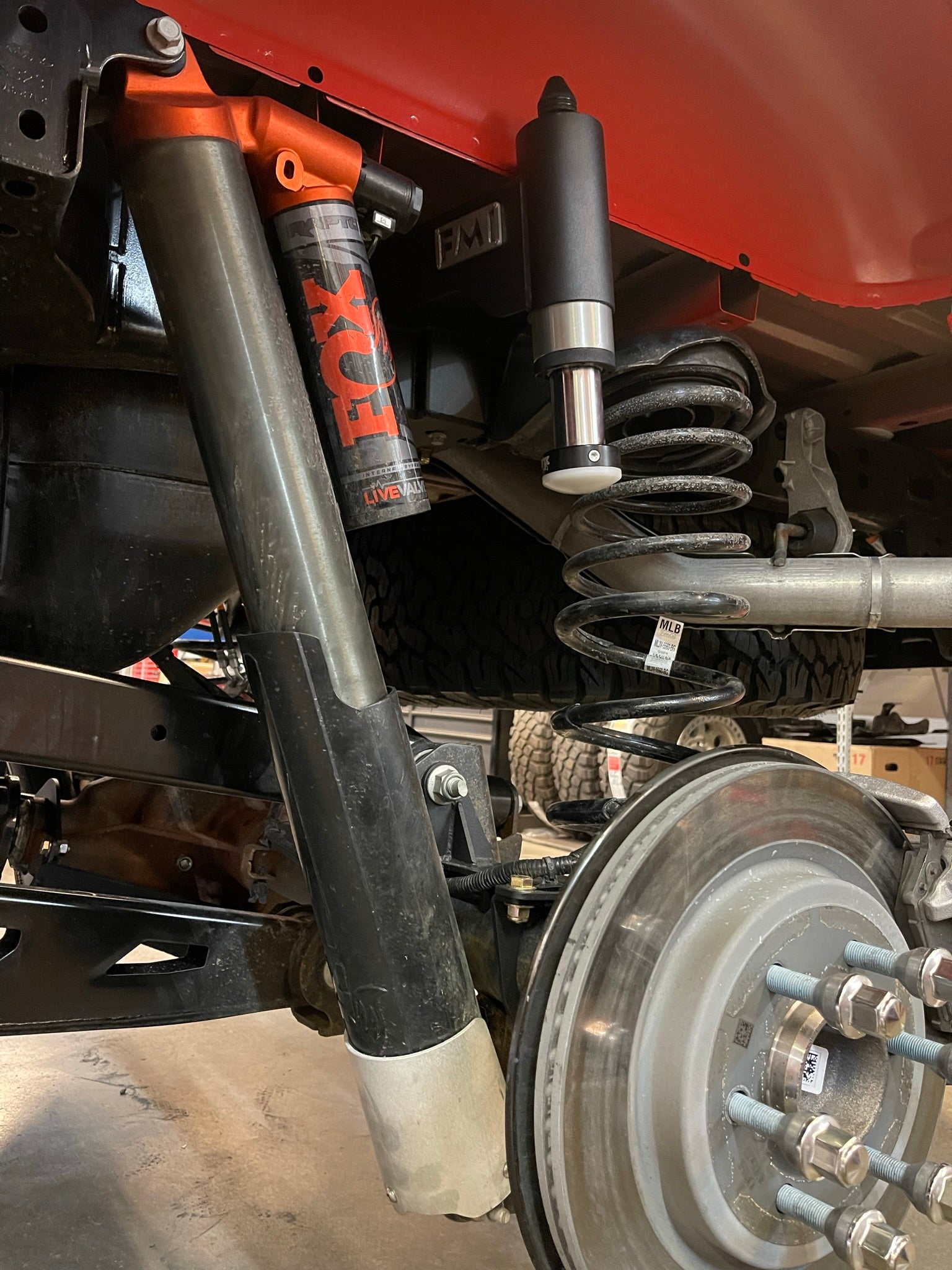 Gen 3 Raptor rear bump stop kit keeps the rear suspension in great shape by taking the load off of those accidental bigger hits.  Uses a 2.5" travel 2.5" diameter bump stop 