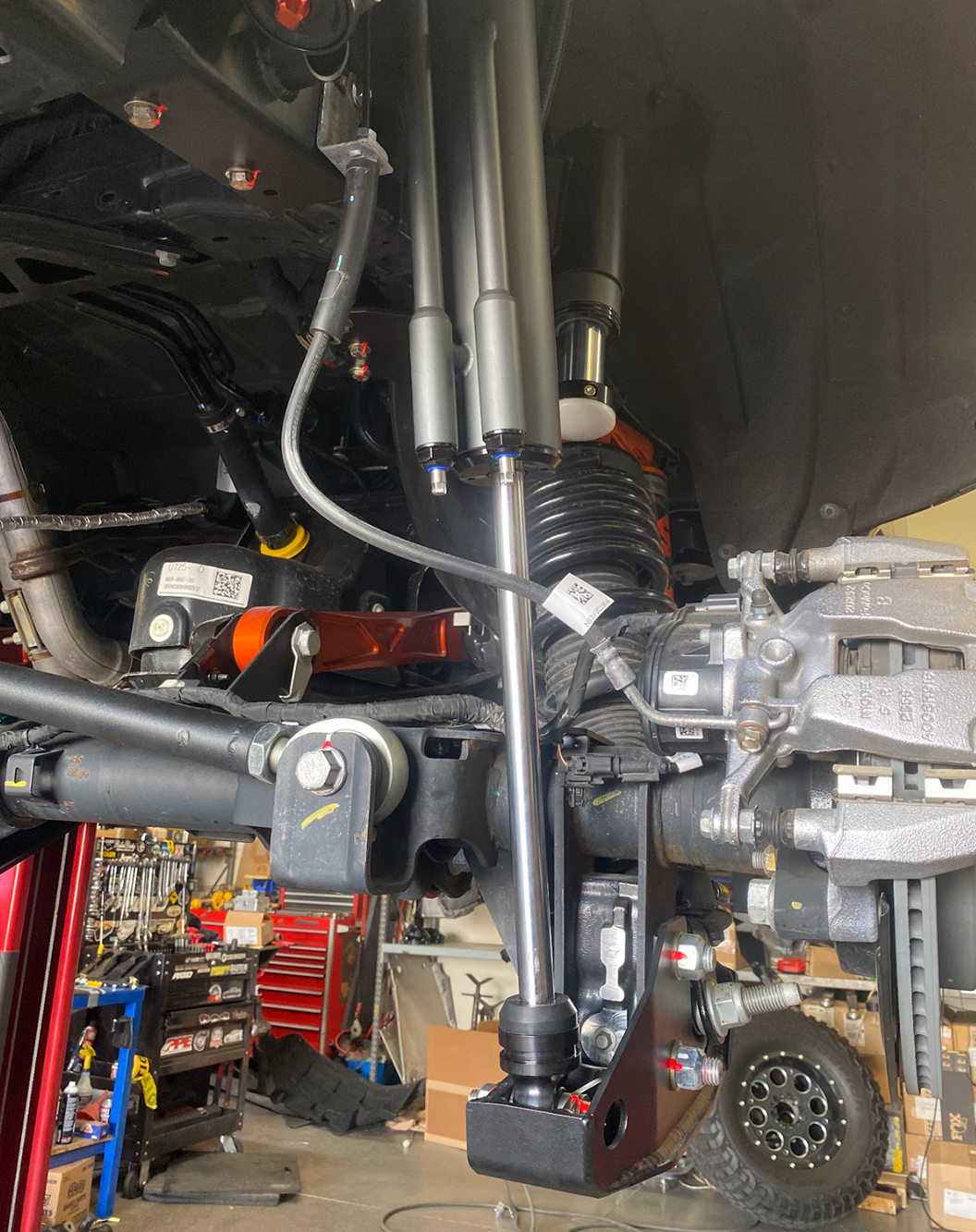 Bronco Raptor Rear Mid-Travel with bypass Shock Mount & Bump Stop 