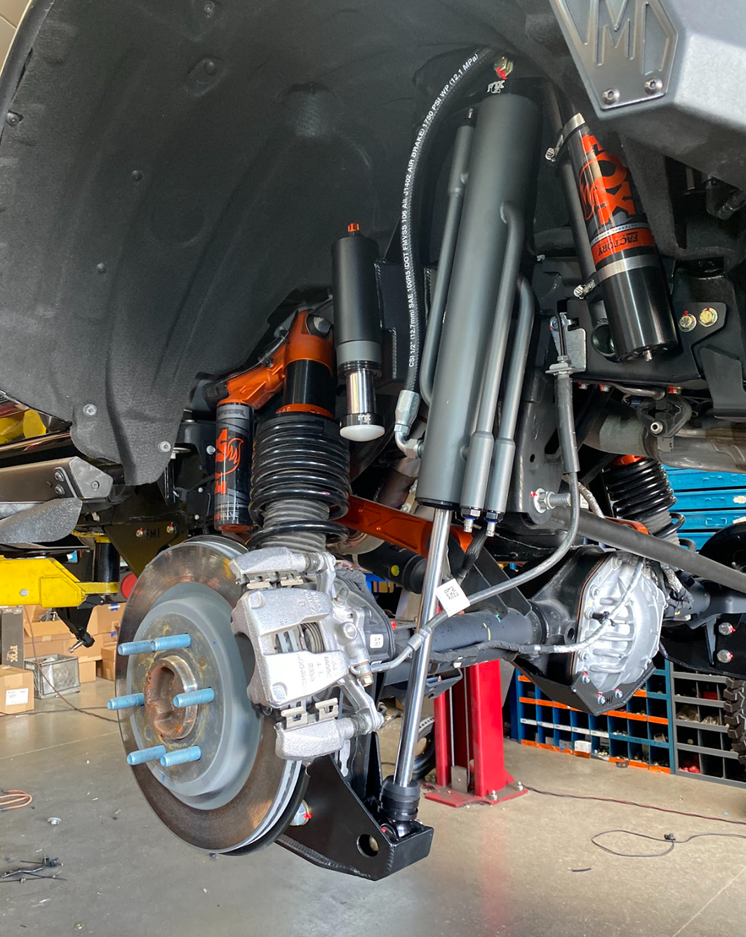 Bronco Raptor Rear Mid-Travel with bypass Shock Mount & Bump Stop 