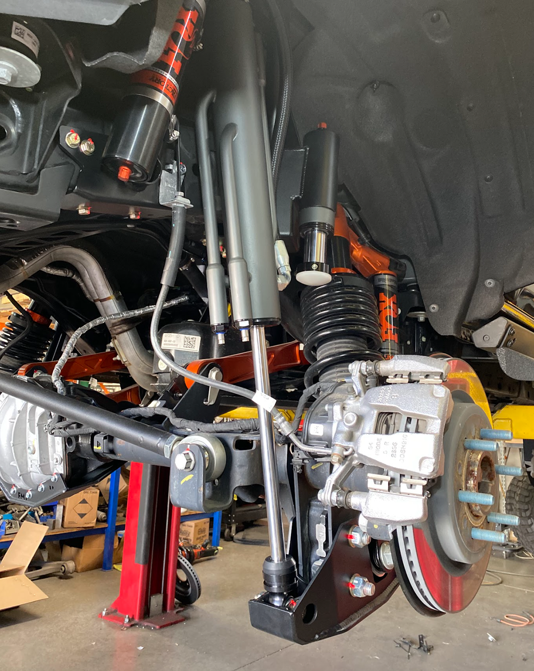 Bronco Raptor Rear Mid-Travel with bypass Shock Mount & Bump Stop 