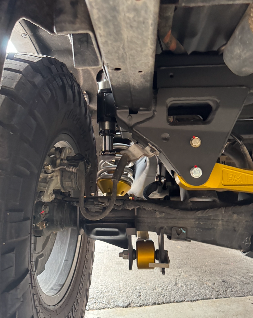2024+ Ranger Raptor  Dual Tire Carrier Bed Organizer with 3.0 x 14 inch Coil Over Shock Suspension Long Travel 
