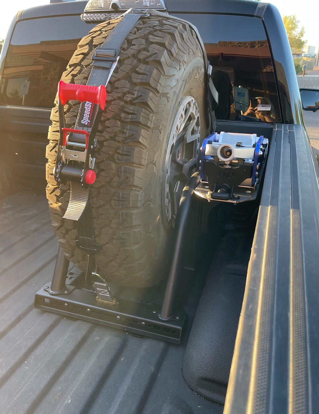 Single Tire Carrier Quick Release Modular Bed Organizer