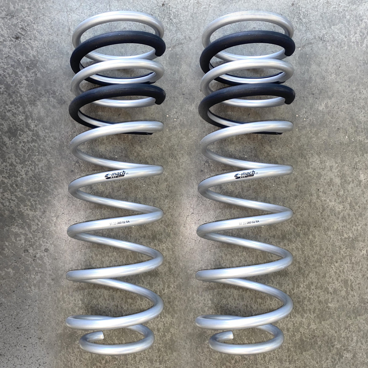 2021-2024 Raptor PRO-LIFT-KIT Eibach Coil Springs (Rear Only) E30-35-0 ...