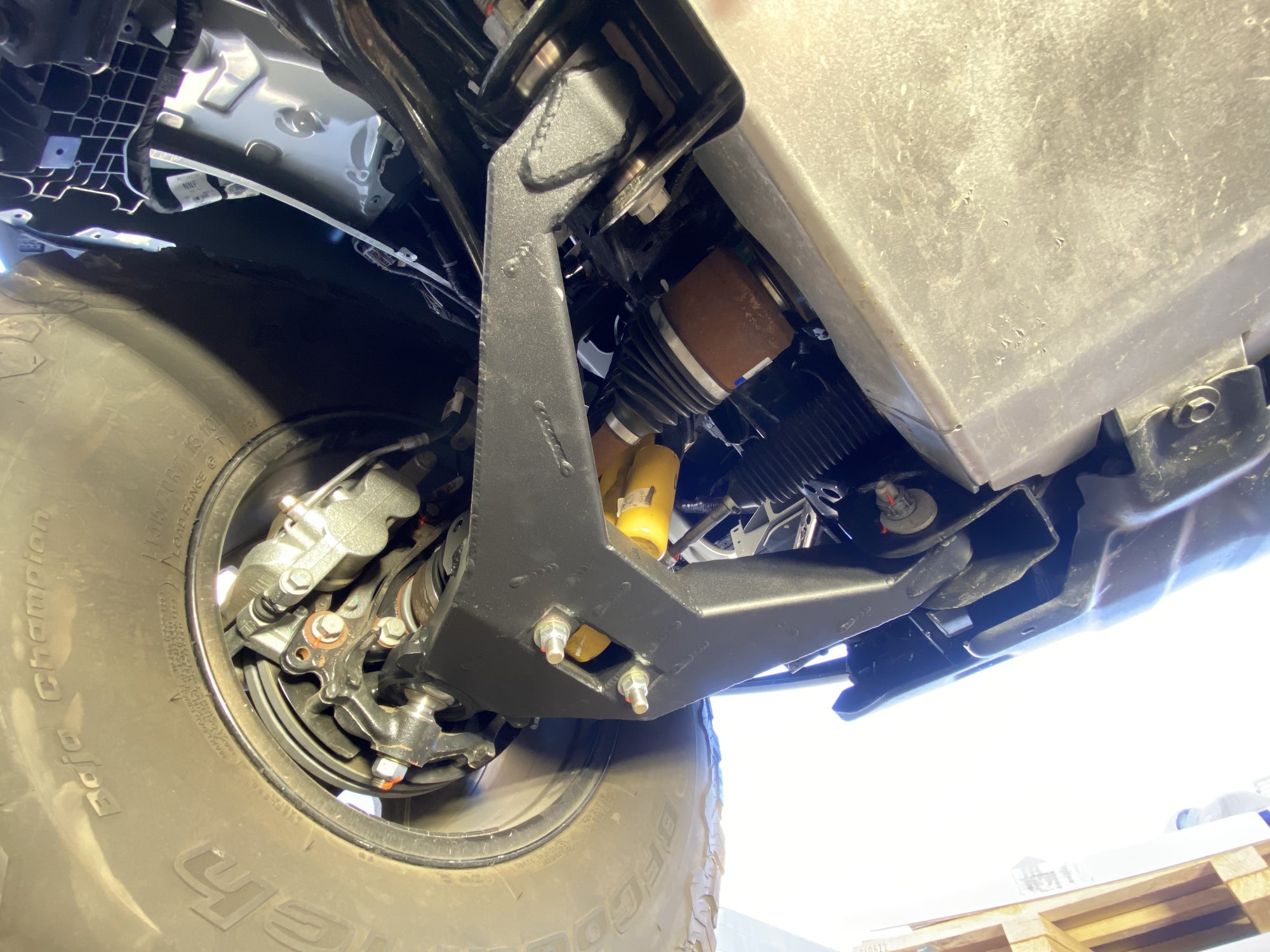 2021 - up Bronco Fabricated Lower Arm Kit With By-pass Shock Mount - Stock Length