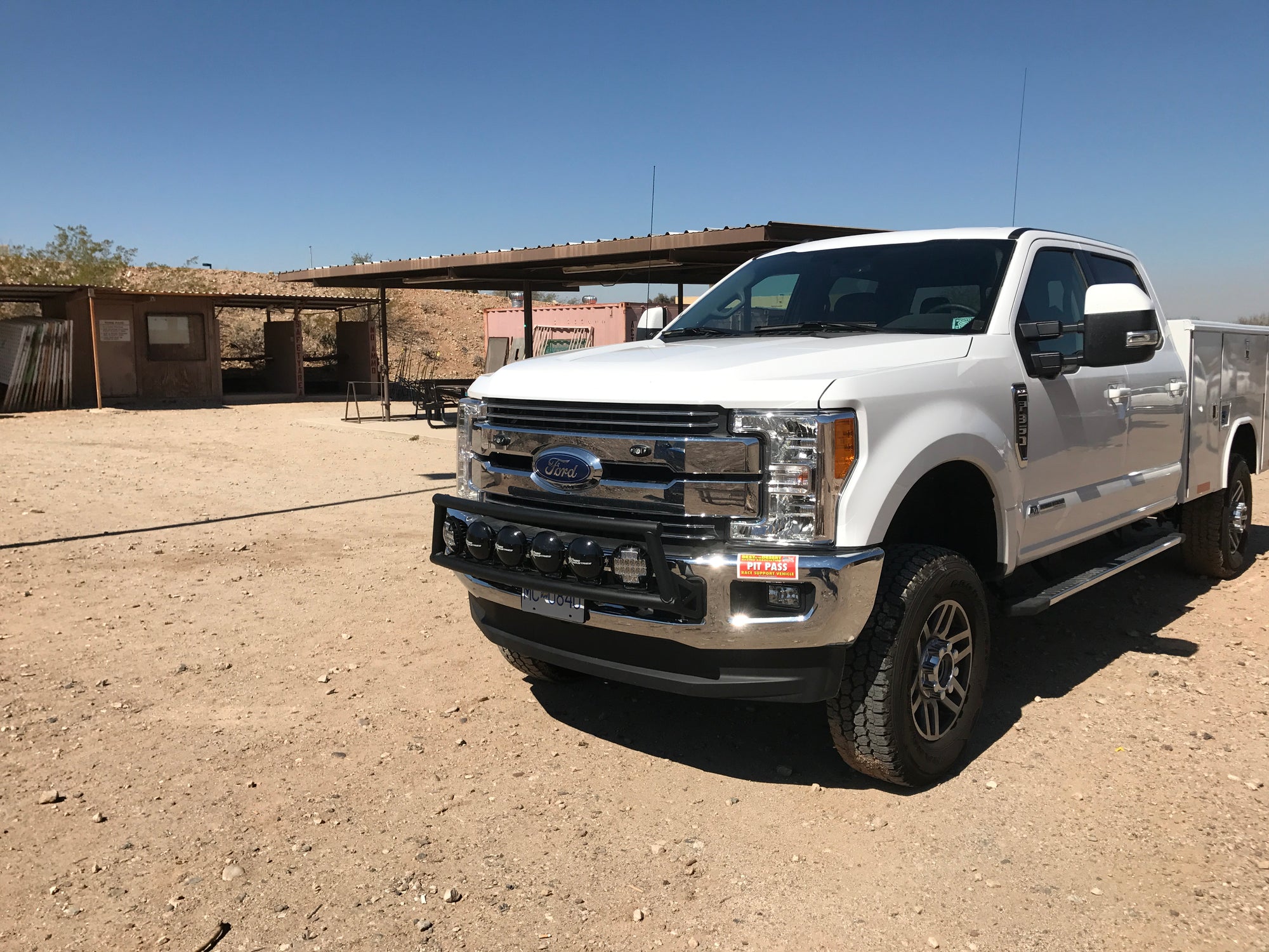 2017 up Ford Super Duty front bumper light bar mount kit