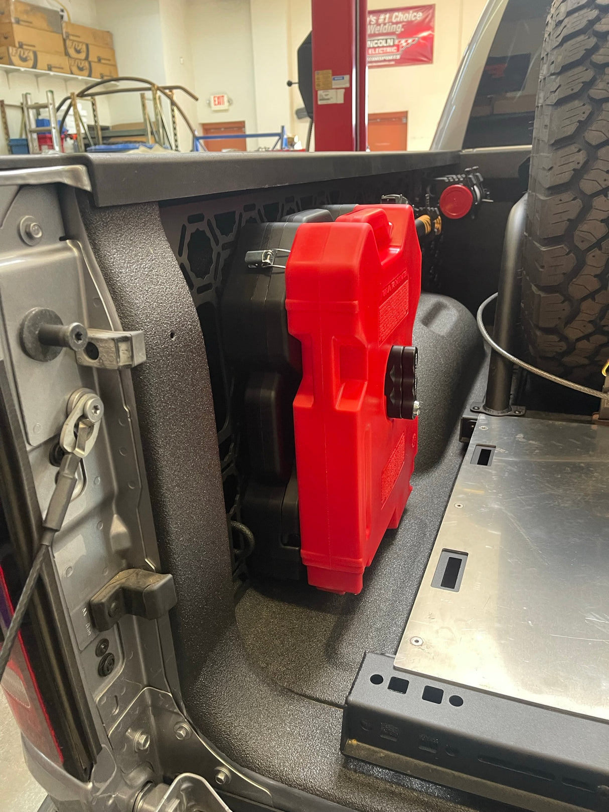 Ram TRX - Bed Organizer Panel kit - one side