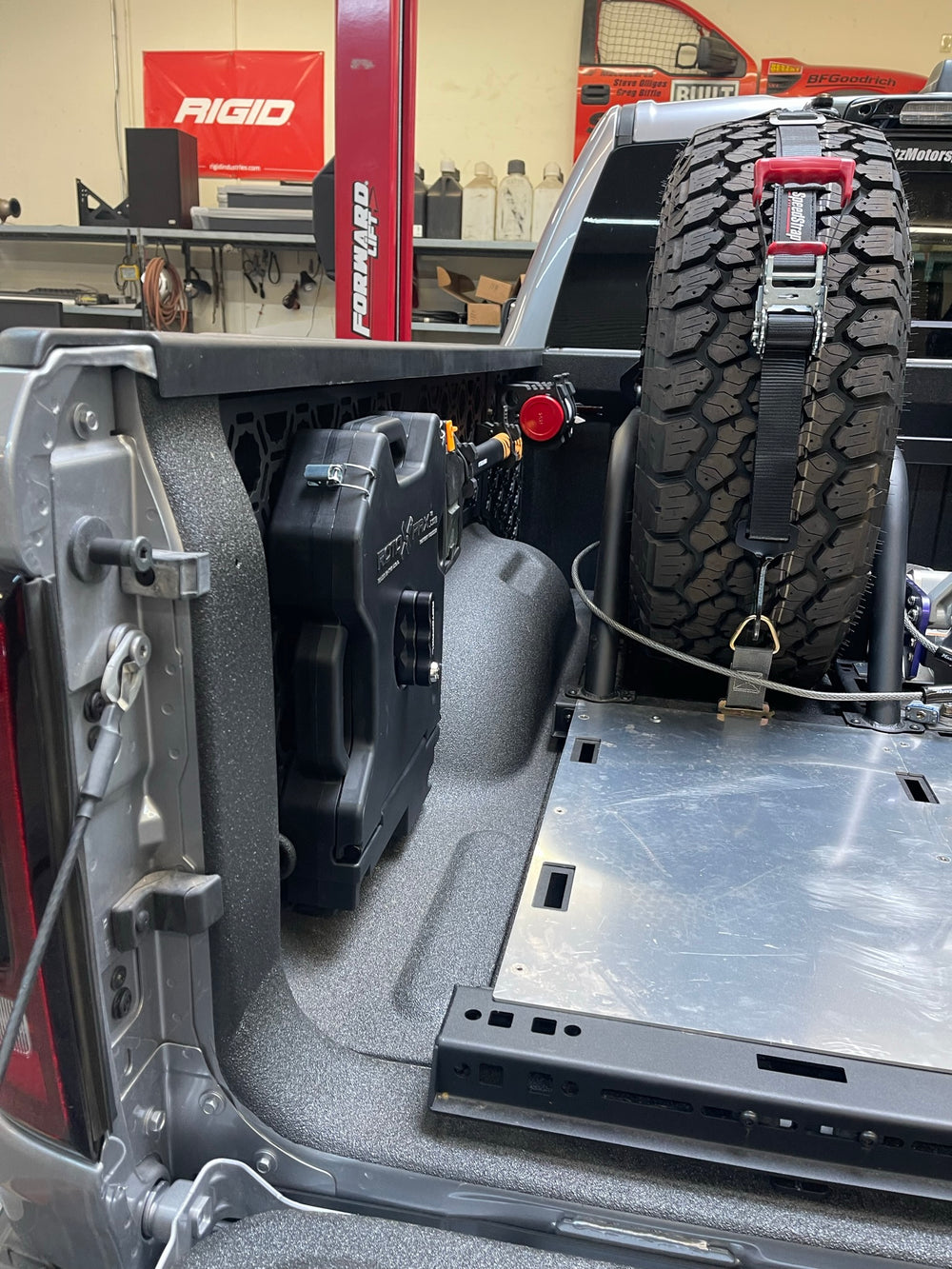 Ram TRX - Bed Organizer Panel kit - one side