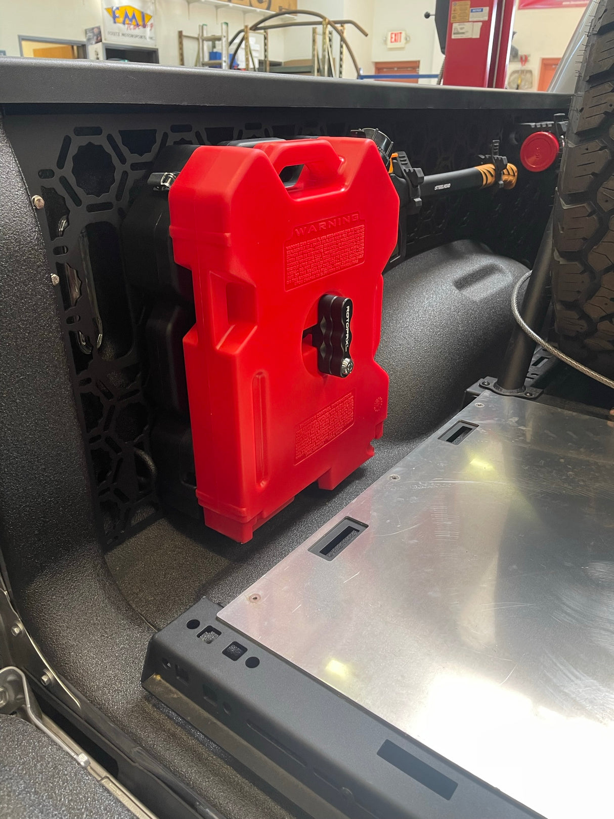 Ram TRX - Bed Organizer Panel kit - one side