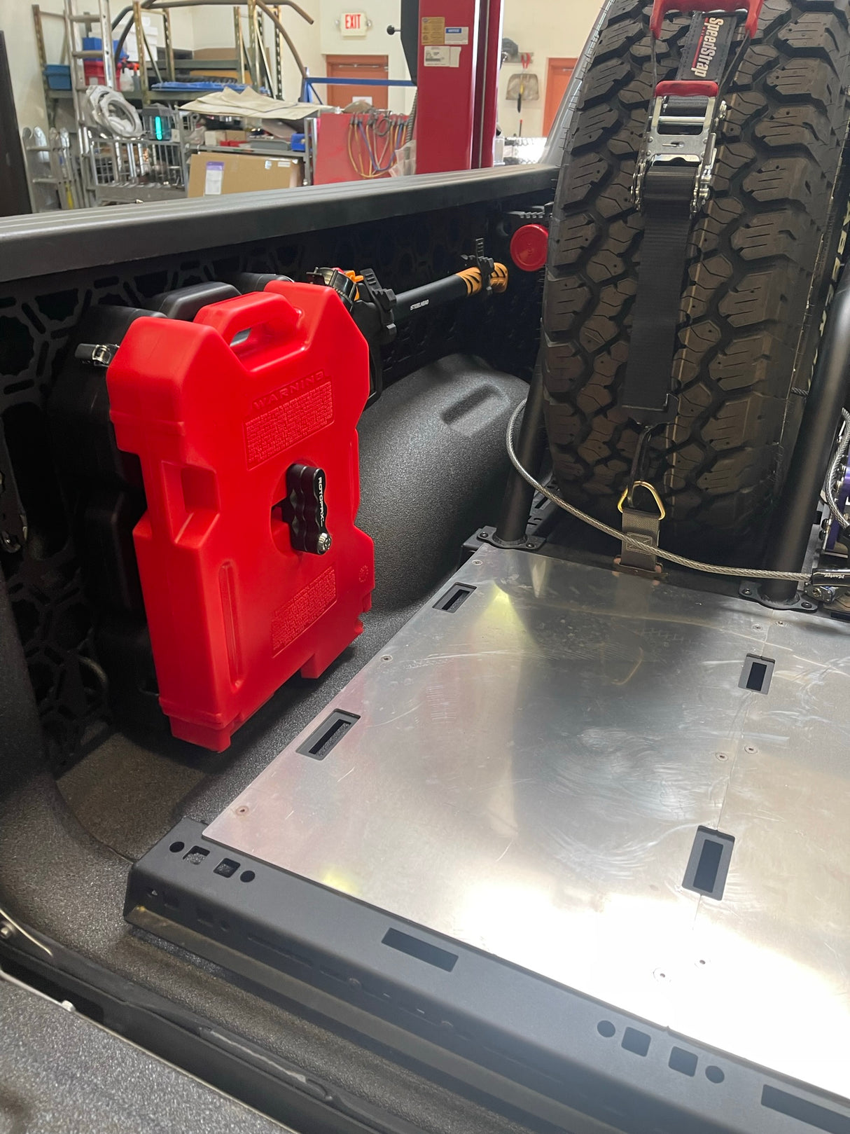 Ram TRX - Bed Organizer Panel kit - one side